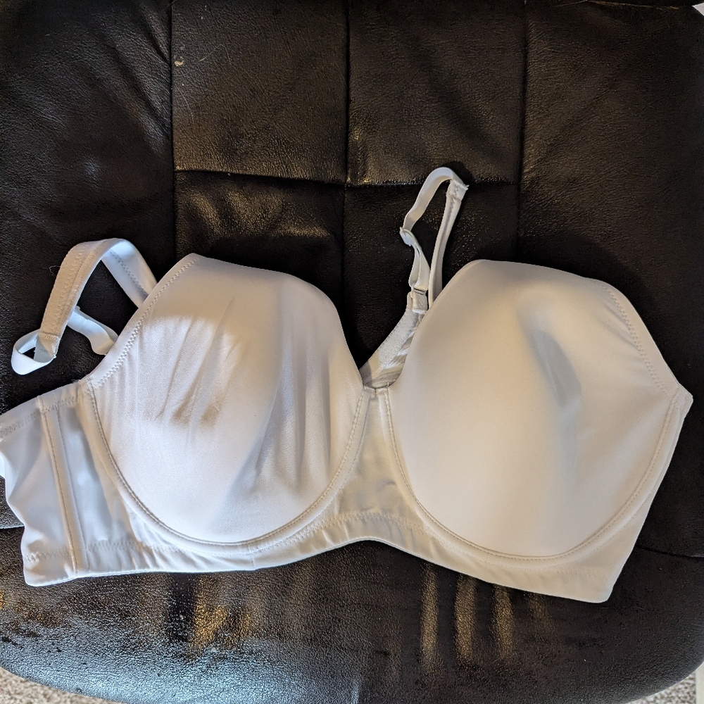 Leading Lady White Bra Comfortable Intimates